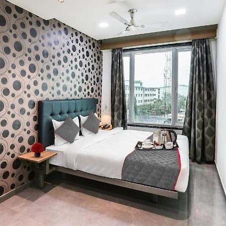 Glitz Hotels Arc Palace - Mankoli, Bhiwandi Exterior foto